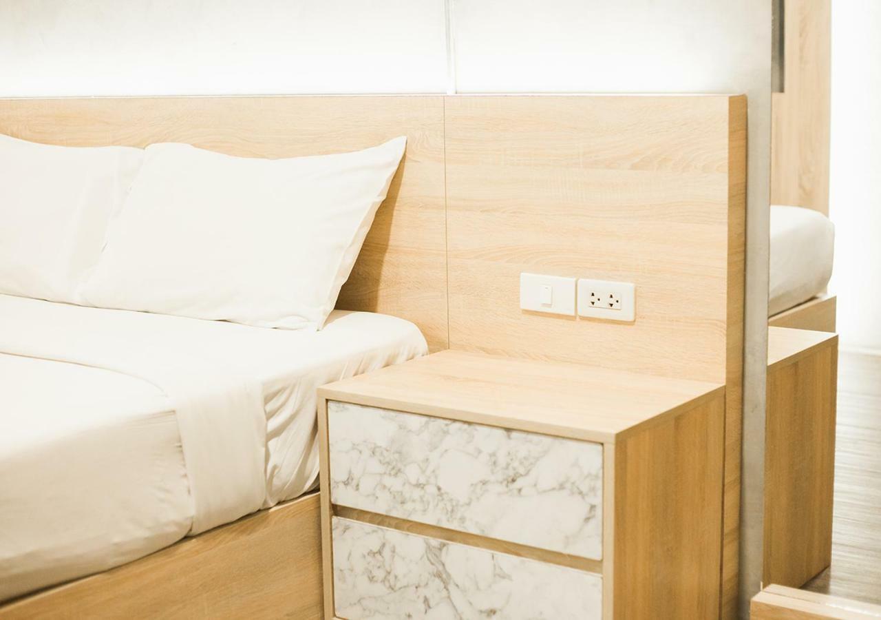 B2 Santitham Hotel Τσιάνγκ Μάι Εξωτερικό φωτογραφία